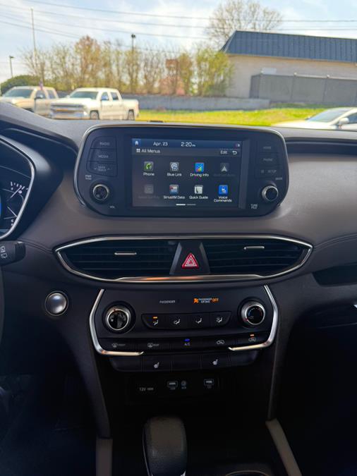 2020 Hyundai Santa Fe SEL 2.4L Auto AWD photo