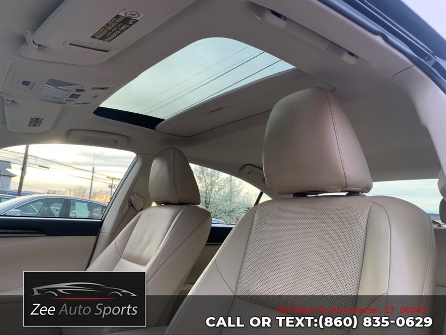 2013 Lexus ES 350 photo