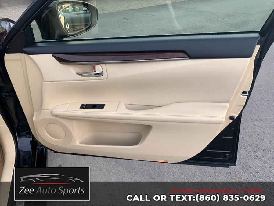 2013 Lexus ES 350 photo