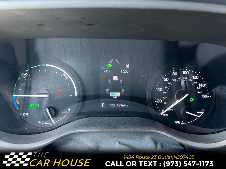 2023 Toyota Sienna XLE FWD 8-Passenger (Natl) photo