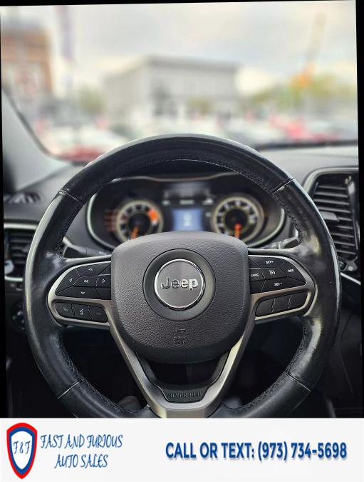 2019 Jeep Cherokee Limited Sport Utility 4D photo
