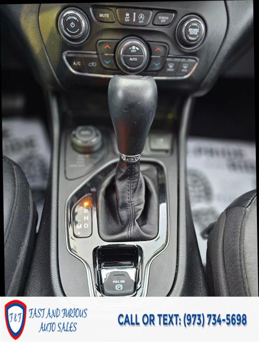 2019 Jeep Cherokee Limited Sport Utility 4D photo