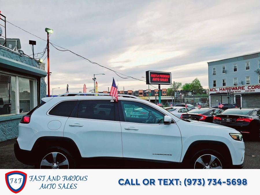 2019 Jeep Cherokee Limited Sport Utility 4D photo