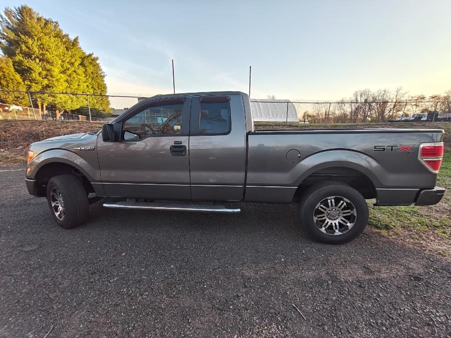 2013 Ford F-150 Lariat photo