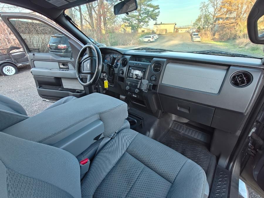 2013 Ford F-150 Lariat photo