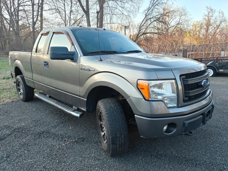 2013 Ford F-150 Lariat photo