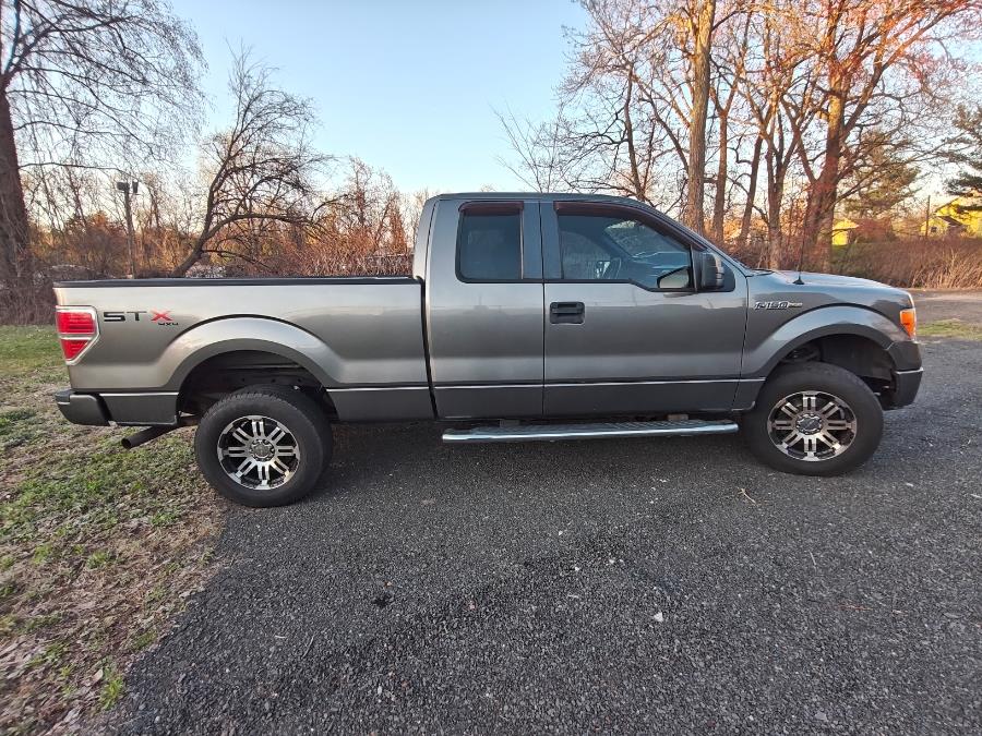 2013 Ford F-150 Lariat photo