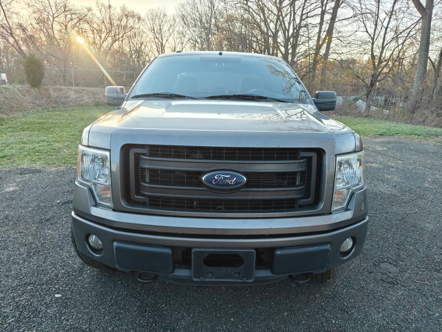 2013 Ford F-150 Lariat photo