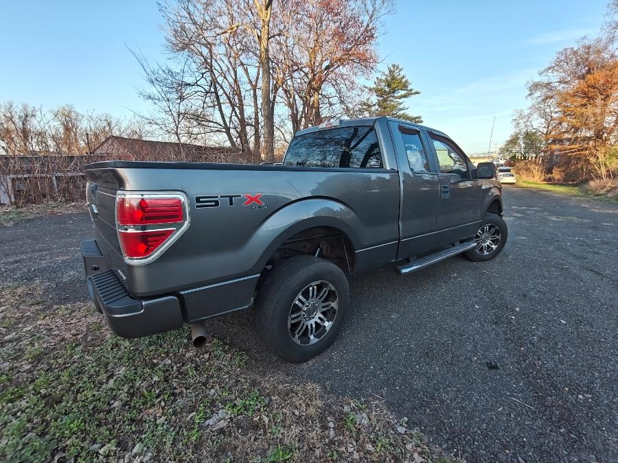 2013 Ford F-150 Lariat photo