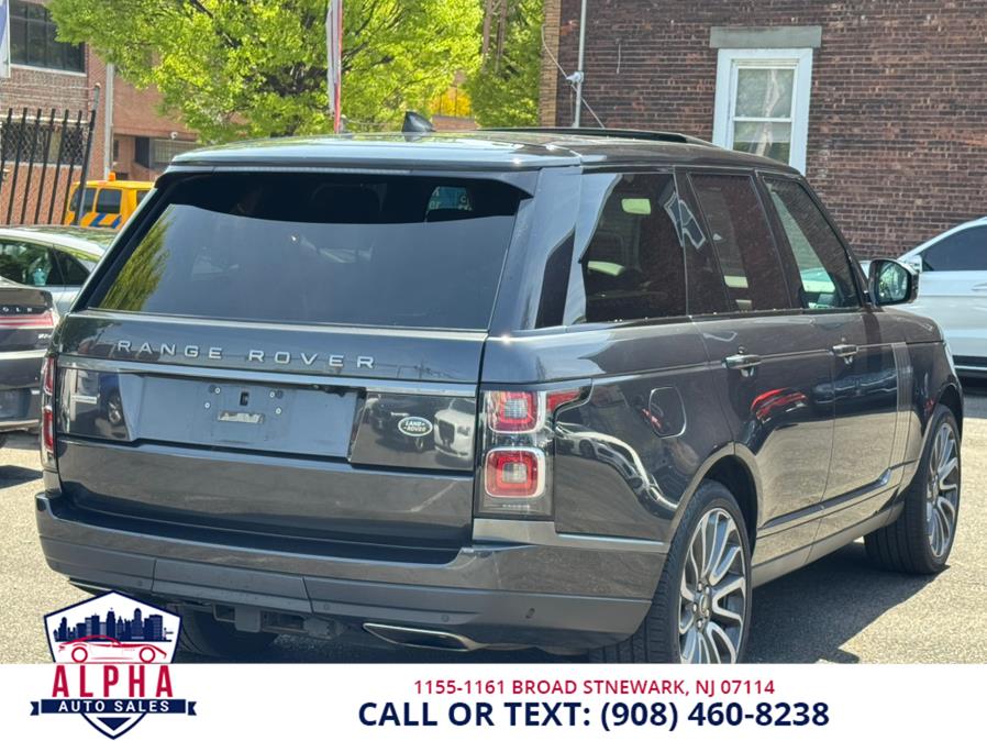 2018 Land Rover Range Rover V8 Supercharged SWB photo