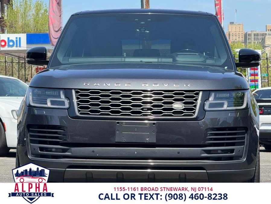 2018 Land Rover Range Rover V8 Supercharged SWB photo
