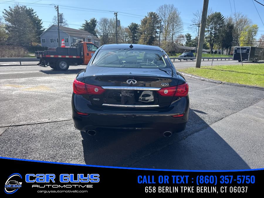 2014 Infiniti Q50 photo