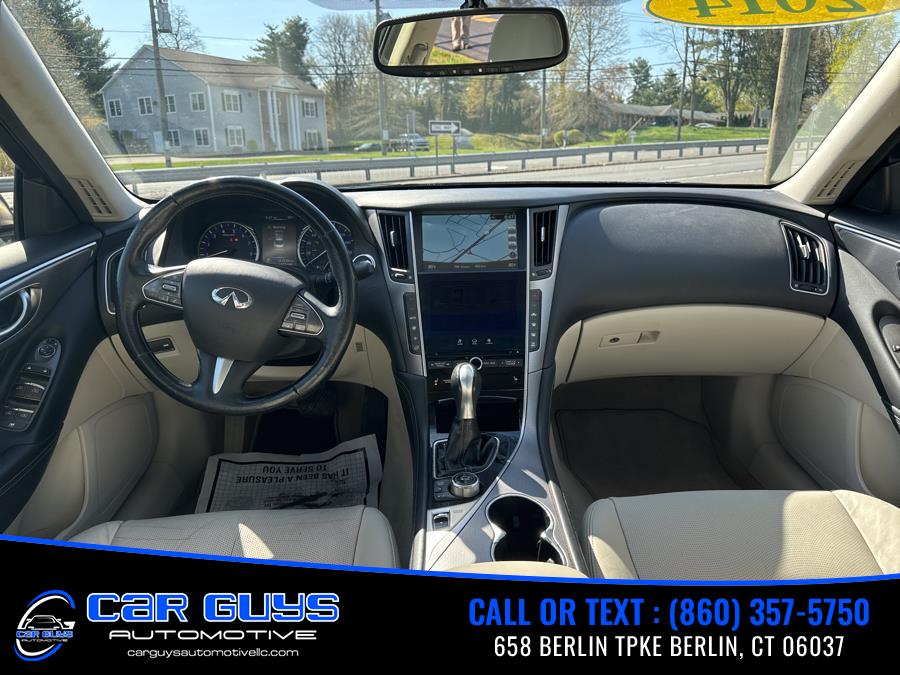 2014 Infiniti Q50 photo
