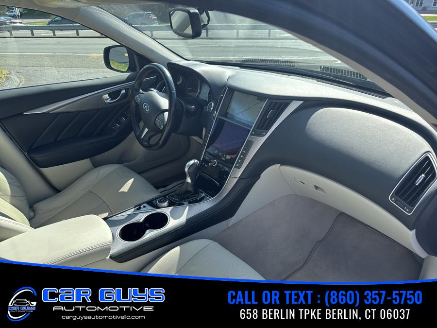 2014 Infiniti Q50 photo
