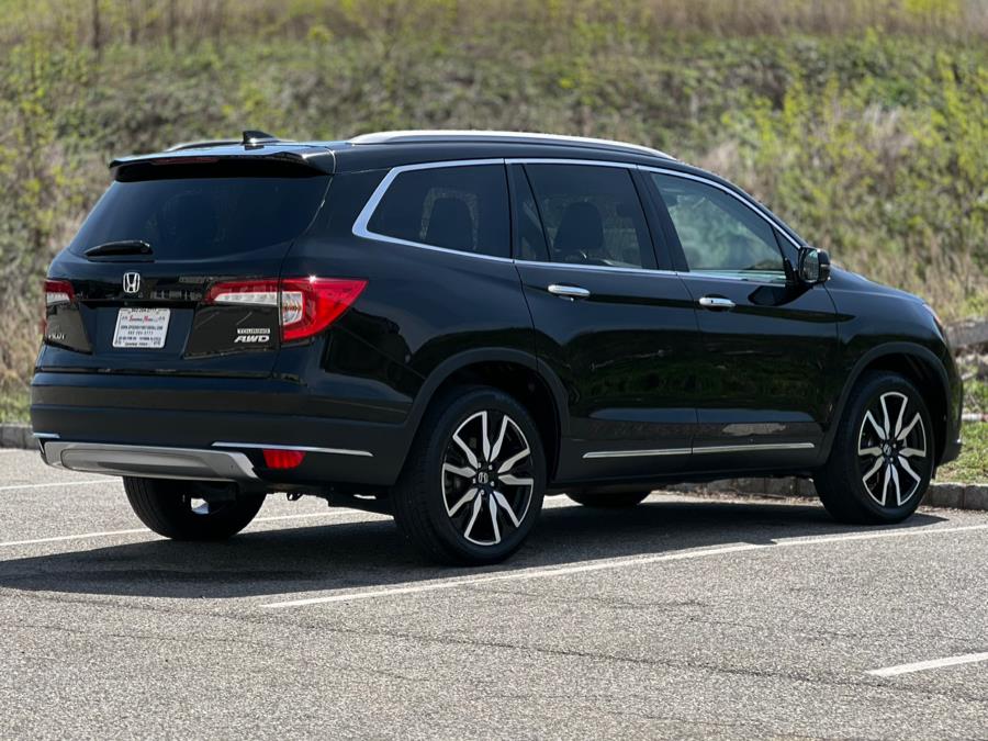 2020 Honda Pilot Touring 8-Passenger AWD photo