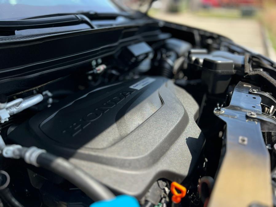 2020 Honda Pilot Touring 8-Passenger AWD photo