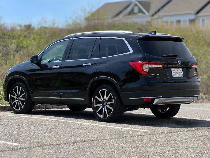 2020 Honda Pilot Touring 8-Passenger AWD photo