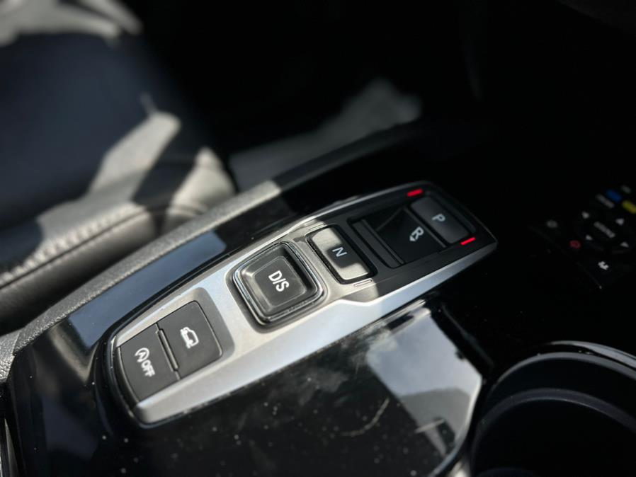 2020 Honda Pilot Touring 8-Passenger AWD photo