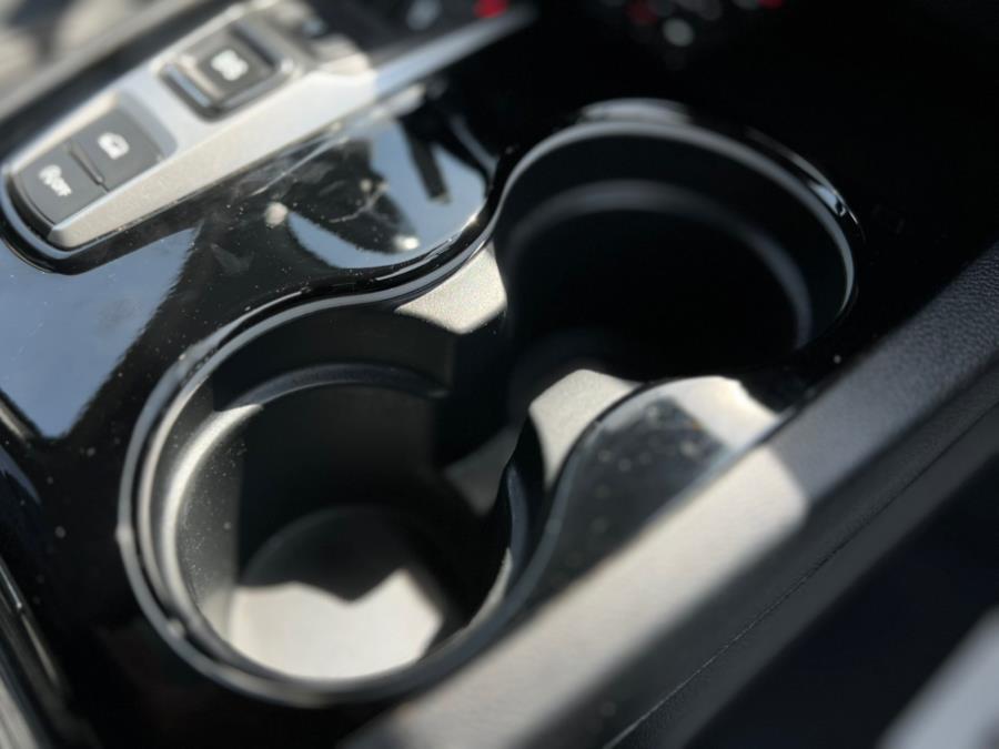 2020 Honda Pilot Touring 8-Passenger AWD photo