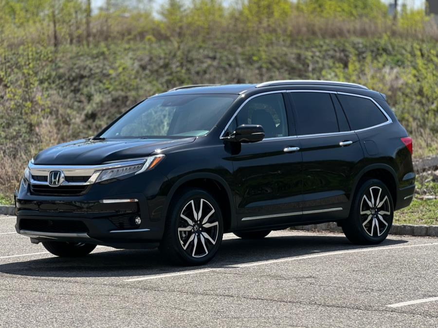 2020 Honda Pilot Touring 8-Passenger AWD photo