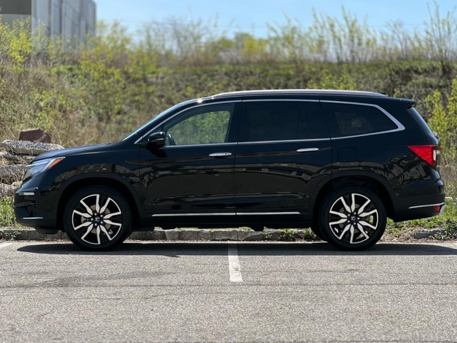 2020 Honda Pilot Touring 8-Passenger AWD photo