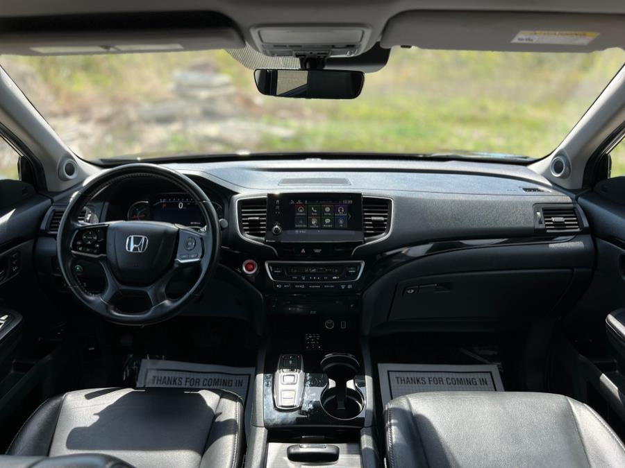 2020 Honda Pilot Touring 8-Passenger AWD photo