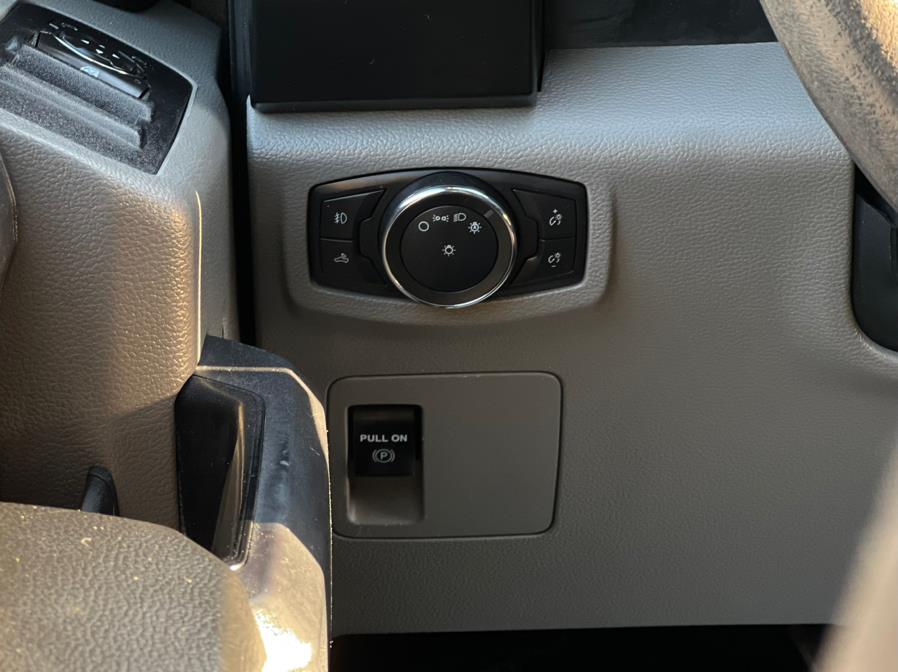 2020 Ford F-150 XL 4WD SuperCab 6.5'' Box photo
