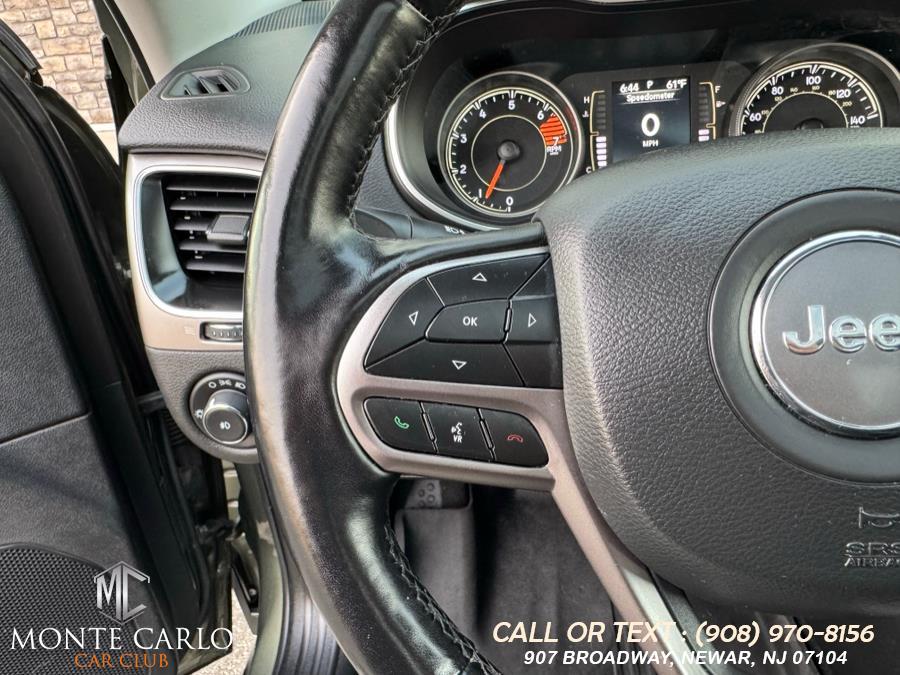 2021 Jeep Cherokee Latitude Plus 4x4 photo