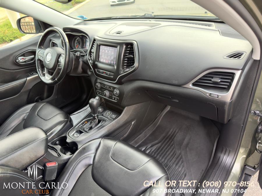 2021 Jeep Cherokee Latitude Plus 4x4 photo