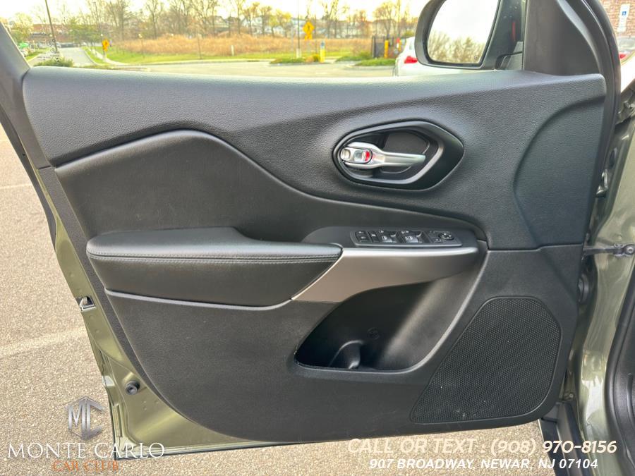 2021 Jeep Cherokee Latitude Plus 4x4 photo