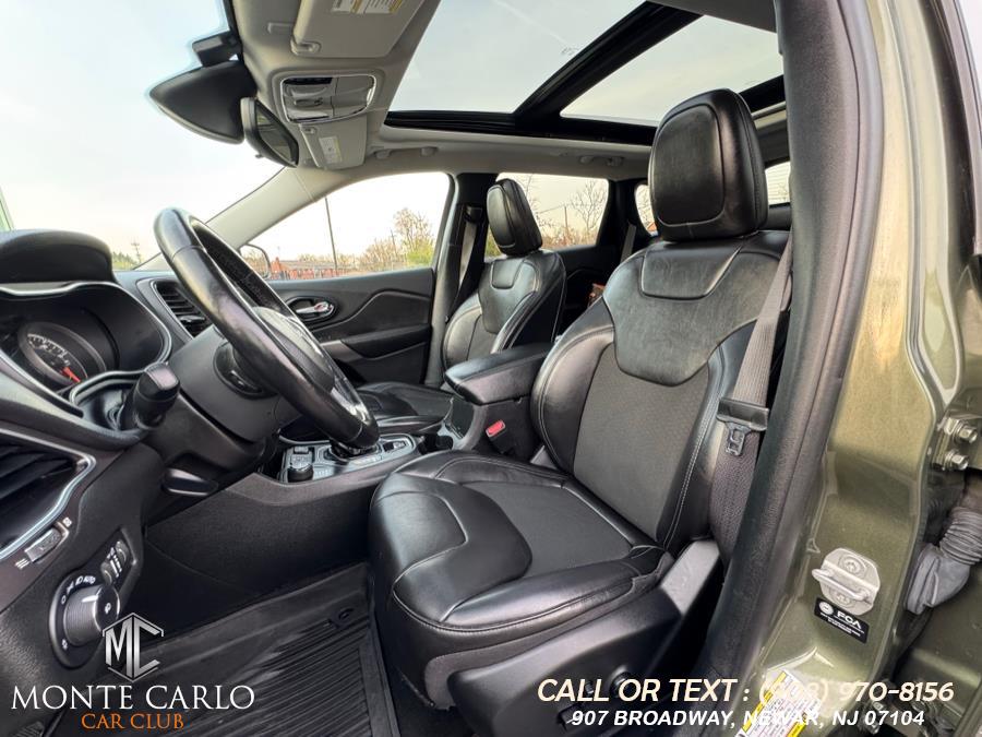 2021 Jeep Cherokee Latitude Plus 4x4 photo