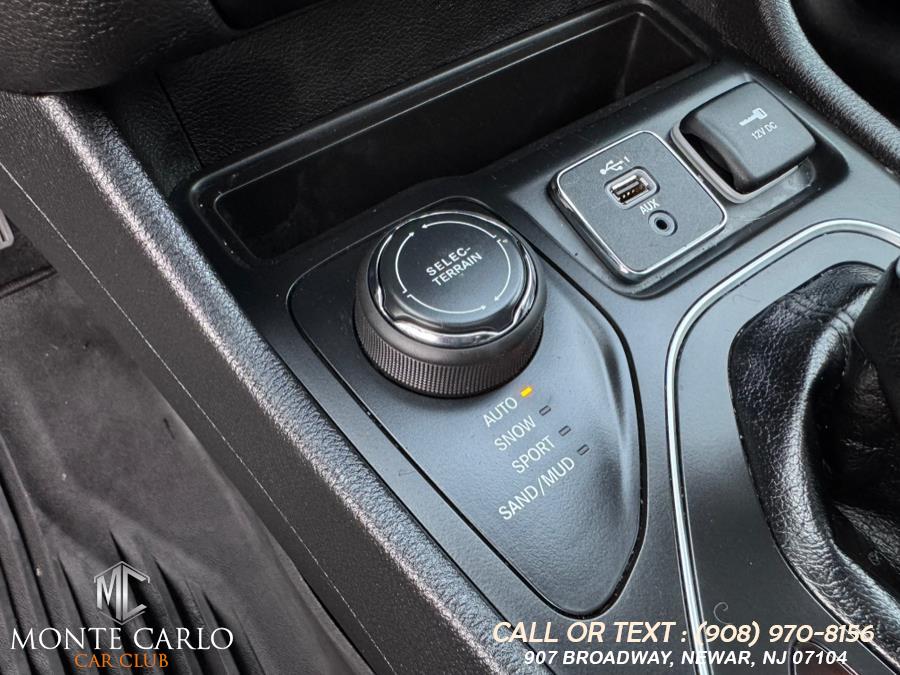 2021 Jeep Cherokee Latitude Plus 4x4 photo