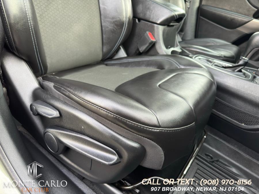 2021 Jeep Cherokee Latitude Plus 4x4 photo