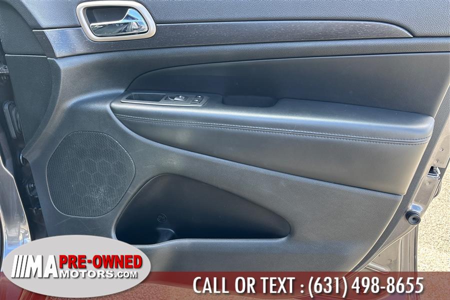 2015 Jeep Grand Cherokee 4WD 4dr Altitude photo