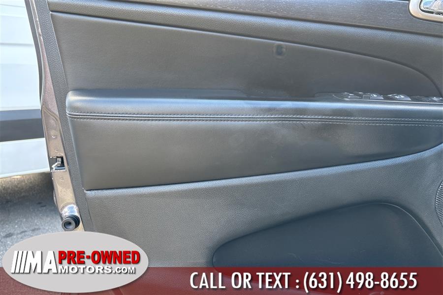 2015 Jeep Grand Cherokee 4WD 4dr Altitude photo