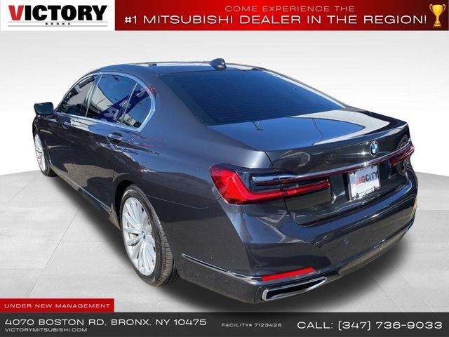 2022 BMW 7-Series 740i xDrive photo
