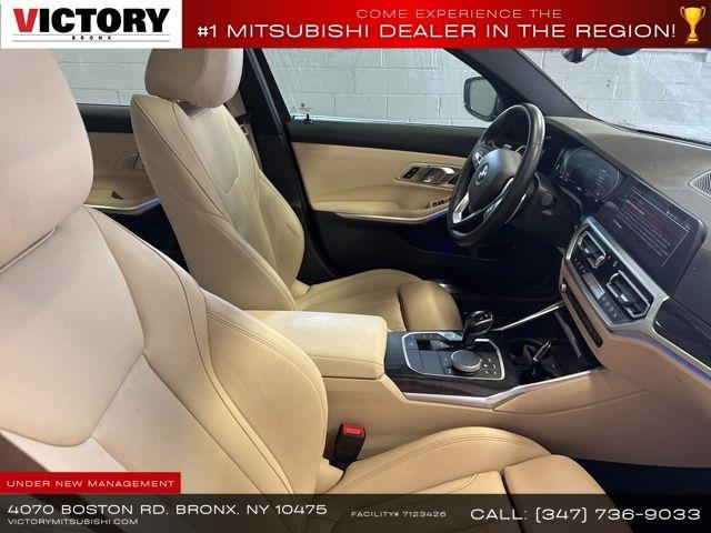 2021 BMW 3-Series 330i xDrive photo