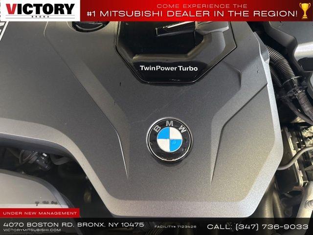 2021 BMW 3-Series 330i xDrive photo