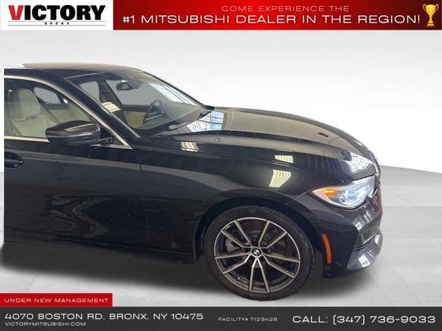2021 BMW 3-Series 330i xDrive photo