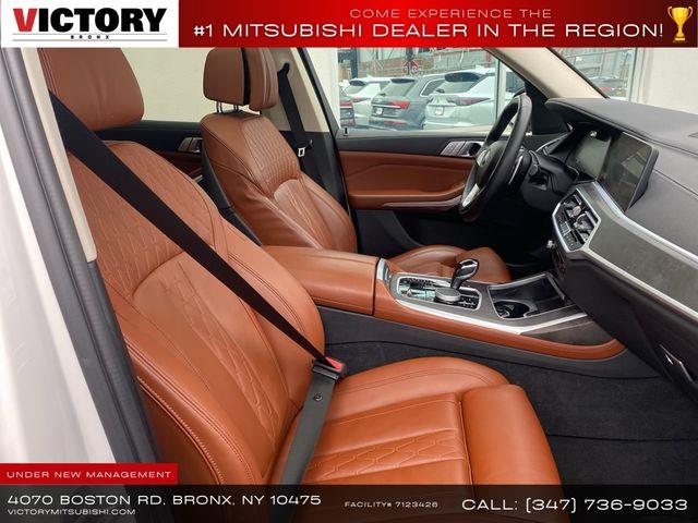 2022 BMW X7 xDrive40i photo