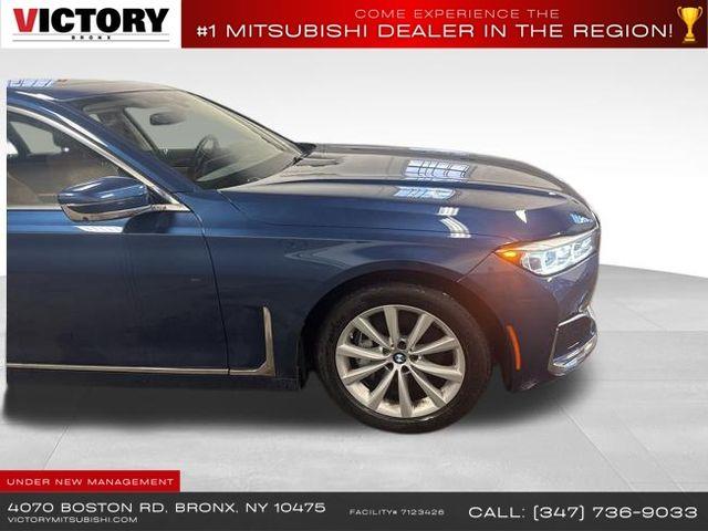 2022 BMW 7-Series 740i xDrive photo