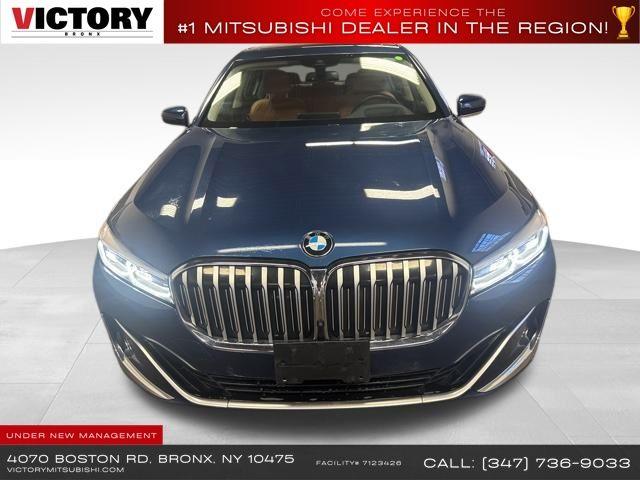 2022 BMW 7-Series 740i xDrive photo