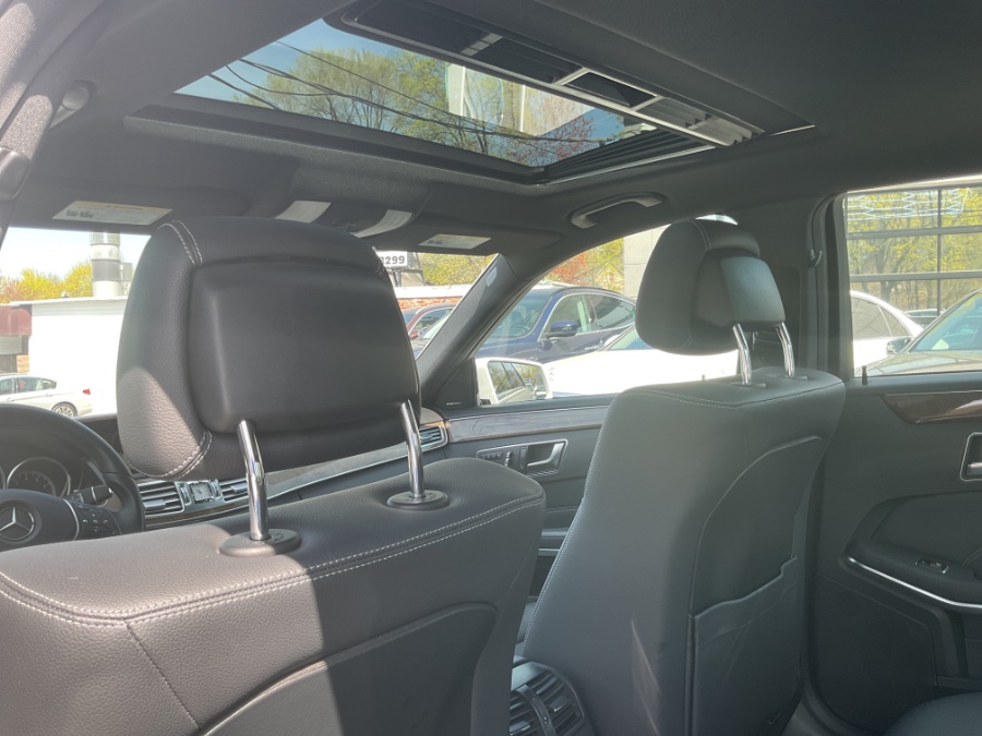 2015 Mercedes-Benz E-Class 4dr Sdn E 350 Luxury 4MATIC photo