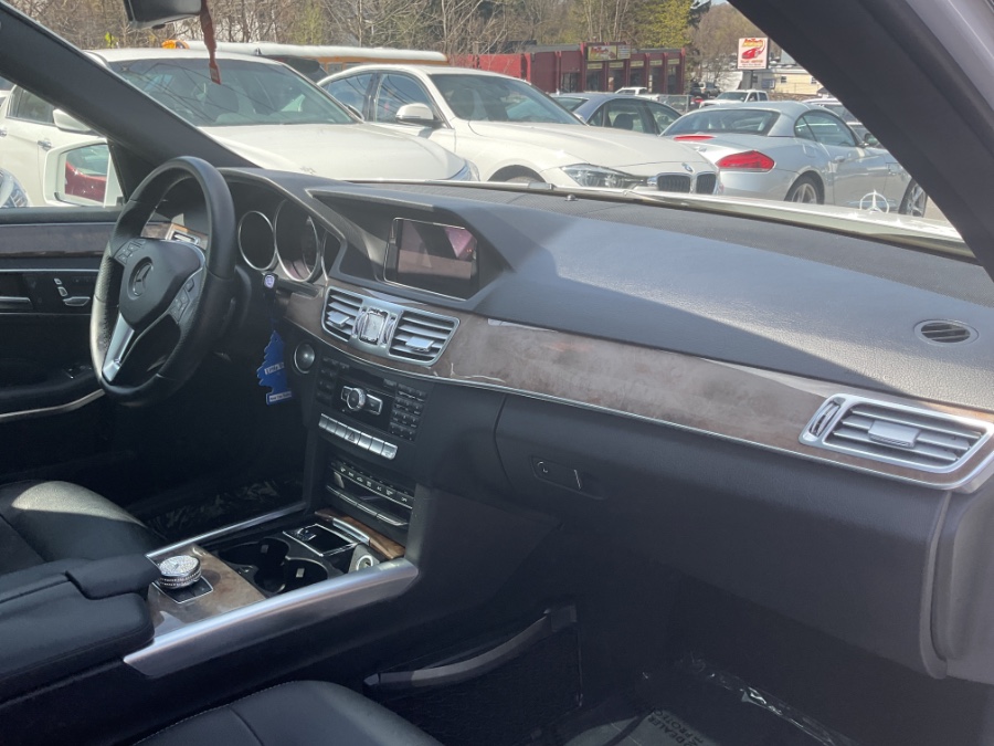 2015 Mercedes-Benz E-Class 4dr Sdn E 350 Luxury 4MATIC photo