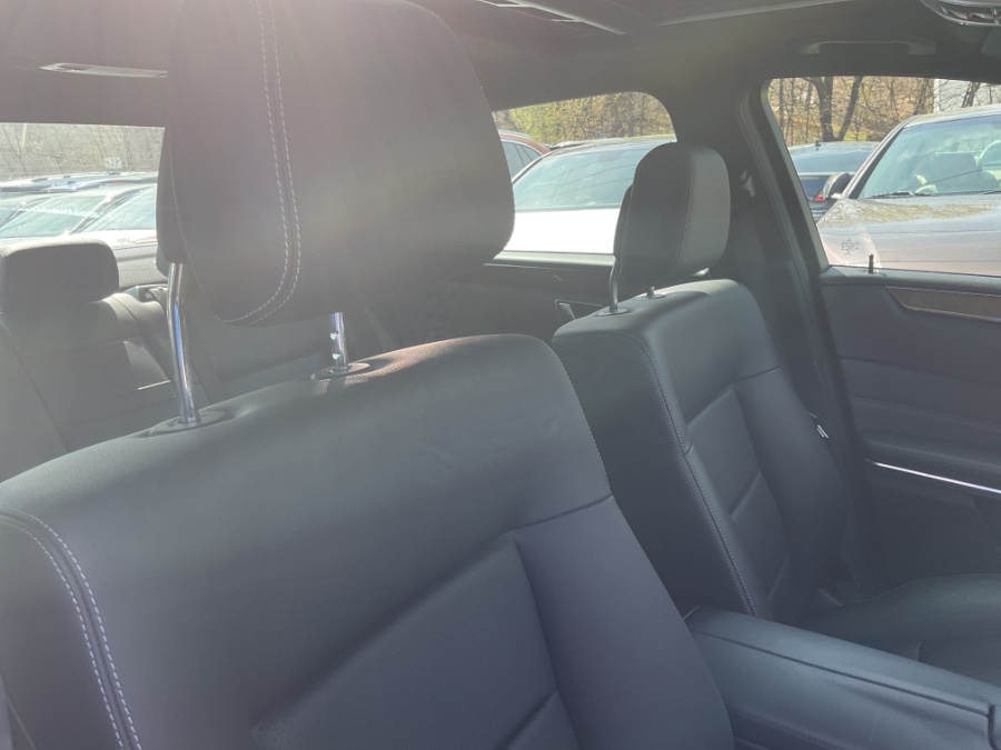 2015 Mercedes-Benz E-Class 4dr Sdn E 350 Luxury 4MATIC photo