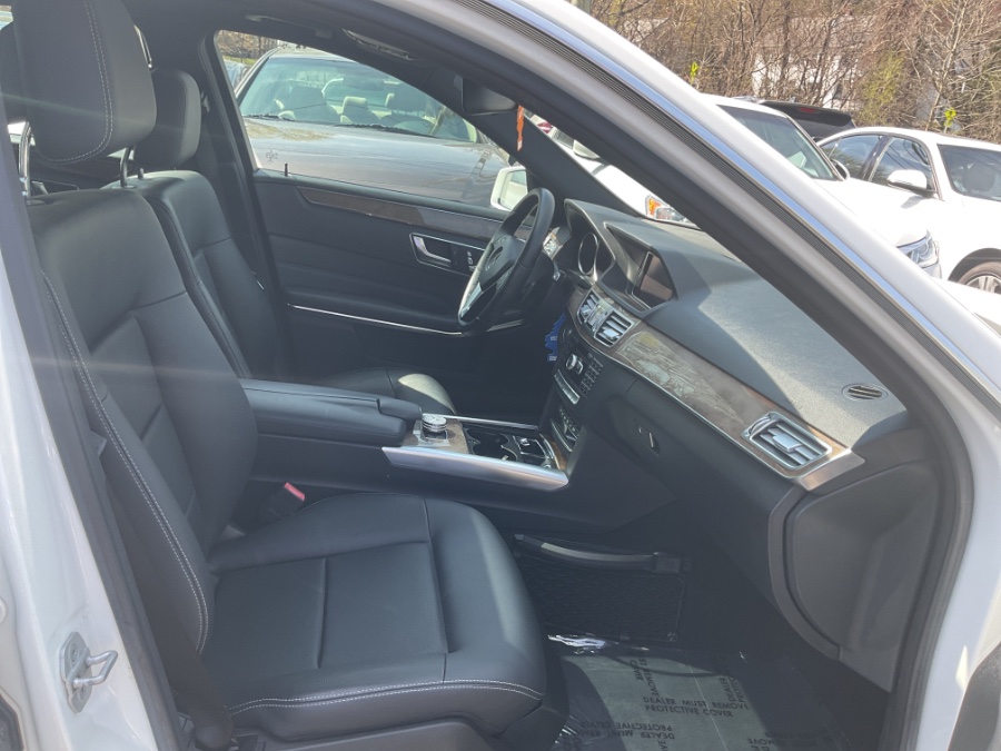 2015 Mercedes-Benz E-Class 4dr Sdn E 350 Luxury 4MATIC photo