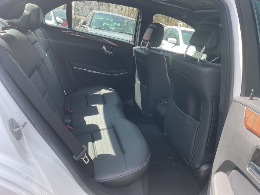 2015 Mercedes-Benz E-Class 4dr Sdn E 350 Luxury 4MATIC photo