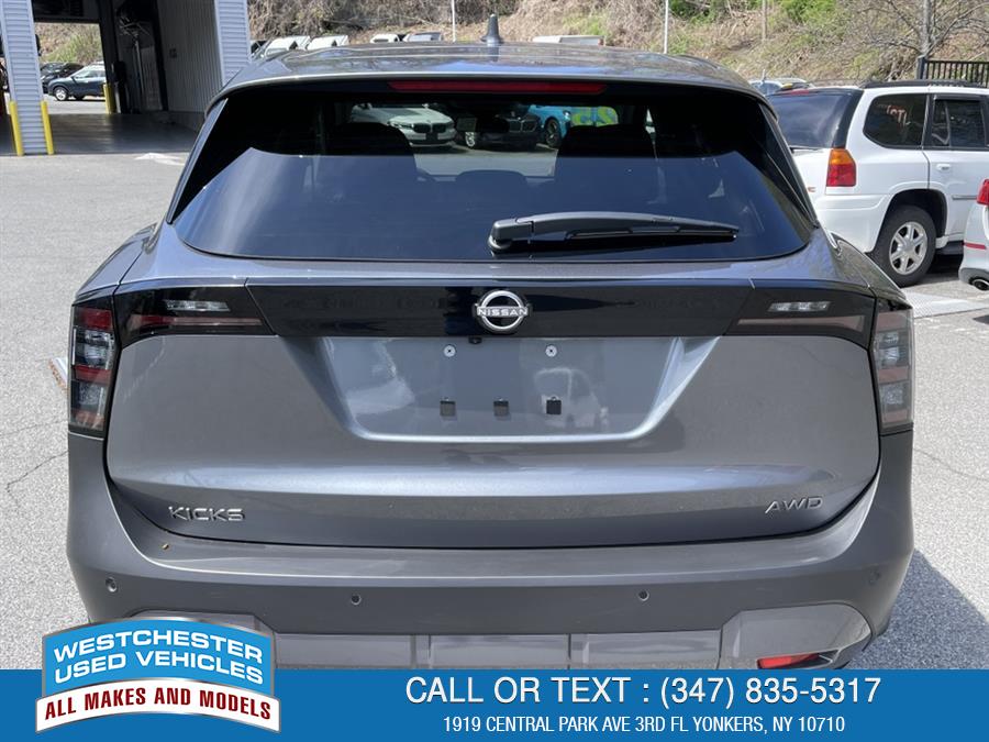 2025 Nissan Kicks SV photo