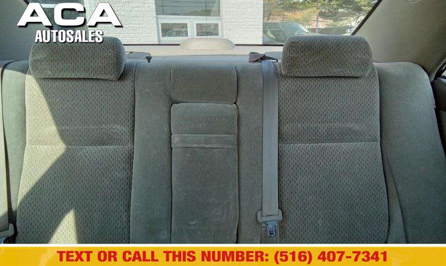 2002 Toyota Camry SE photo
