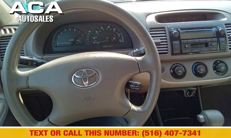 2002 Toyota Camry SE photo
